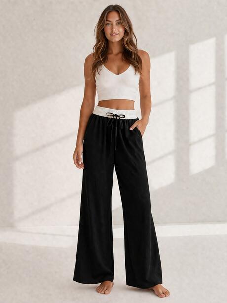 Spodnie materiałowe z kieszeniami