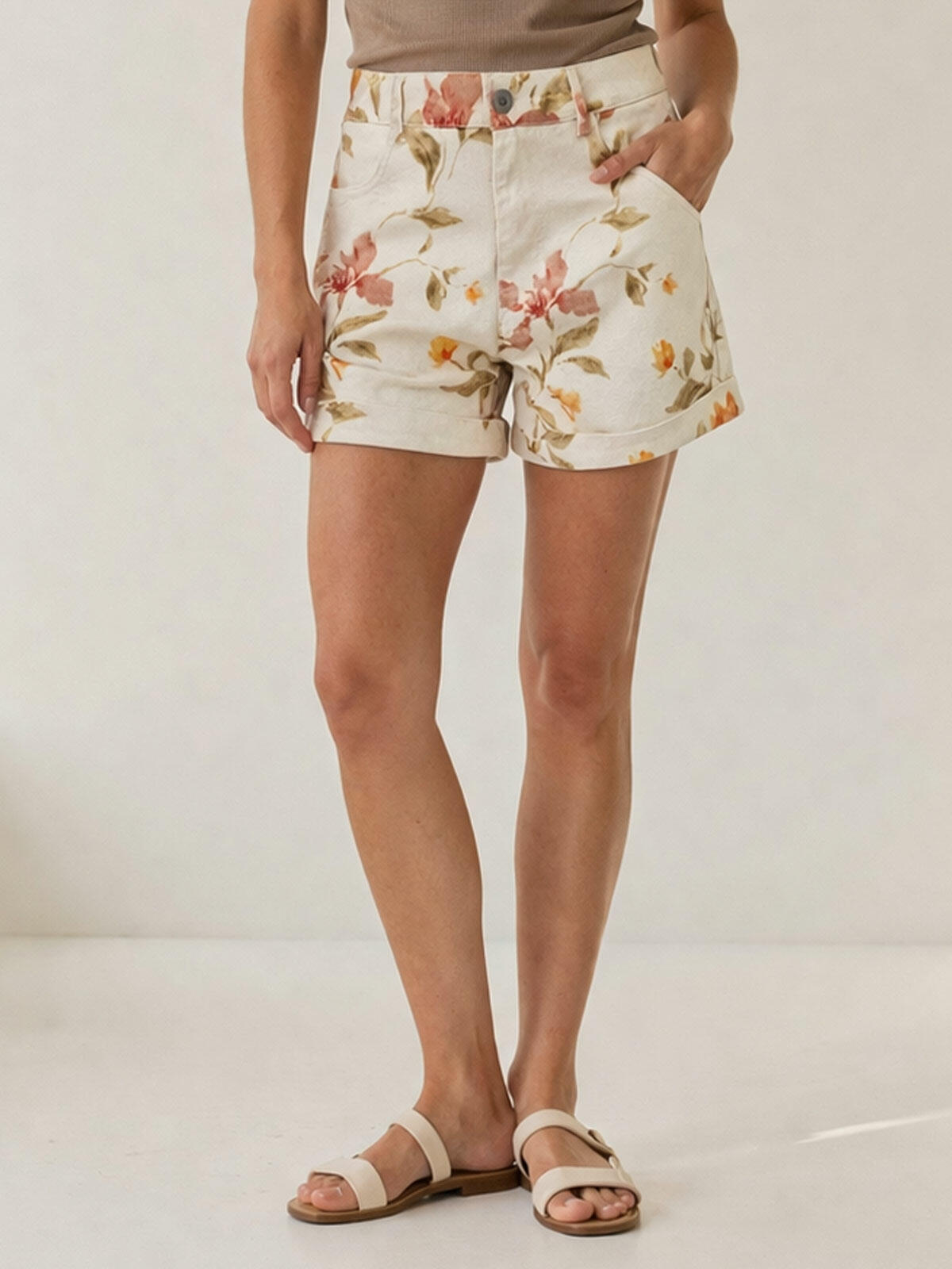 Szorty jeansowe z kieszeniami