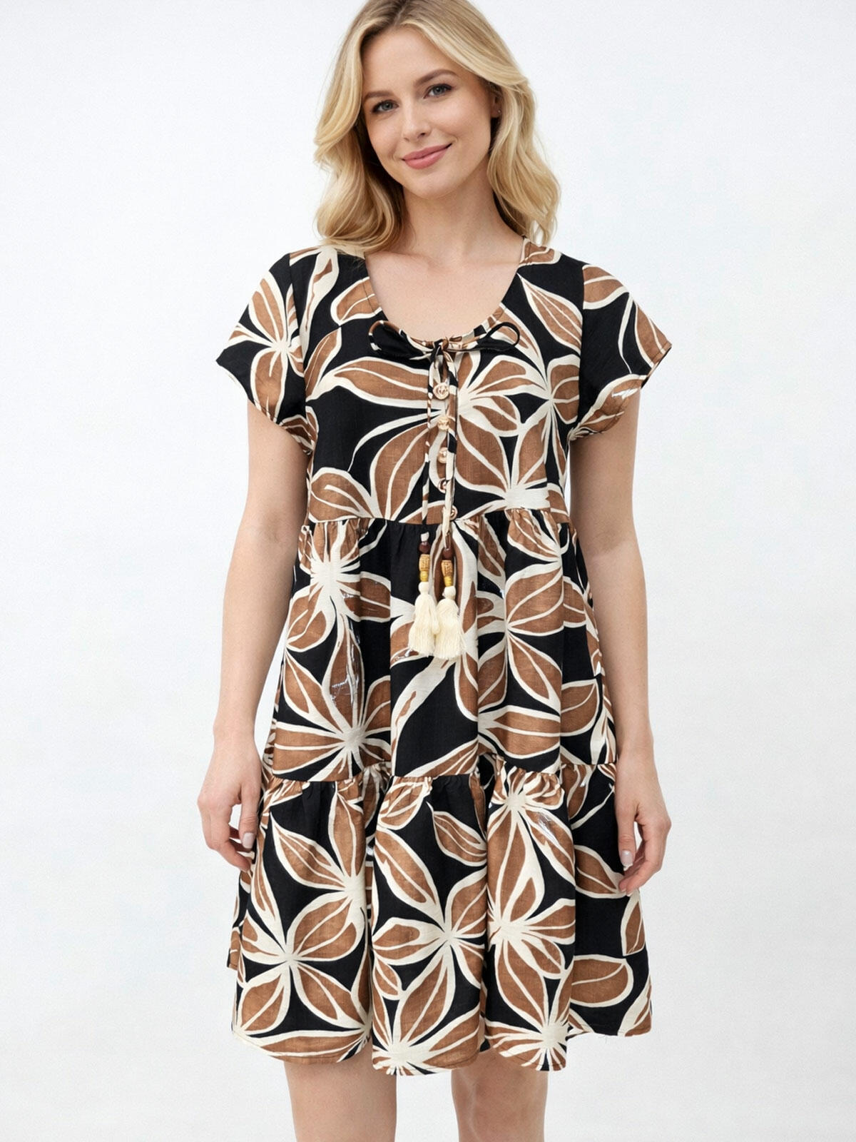 Wzorzysta sukienka z wiskozą