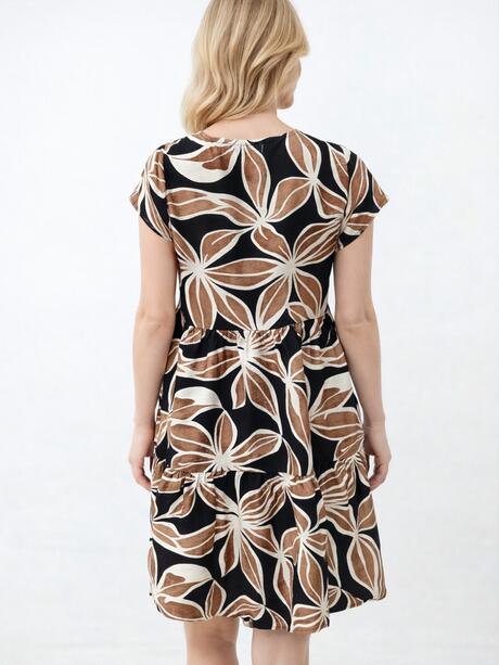 Wzorzysta sukienka z wiskozą