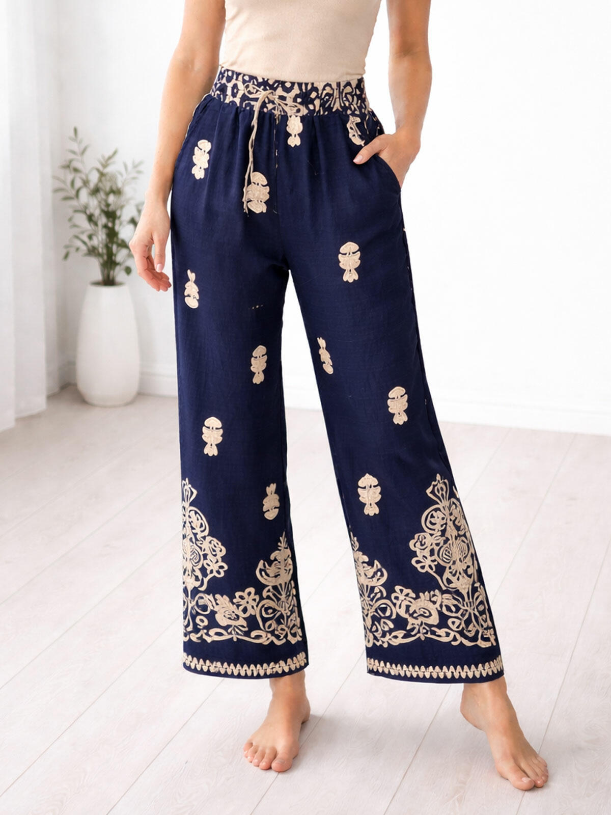 Wzorzyste spodnie z wiskozą