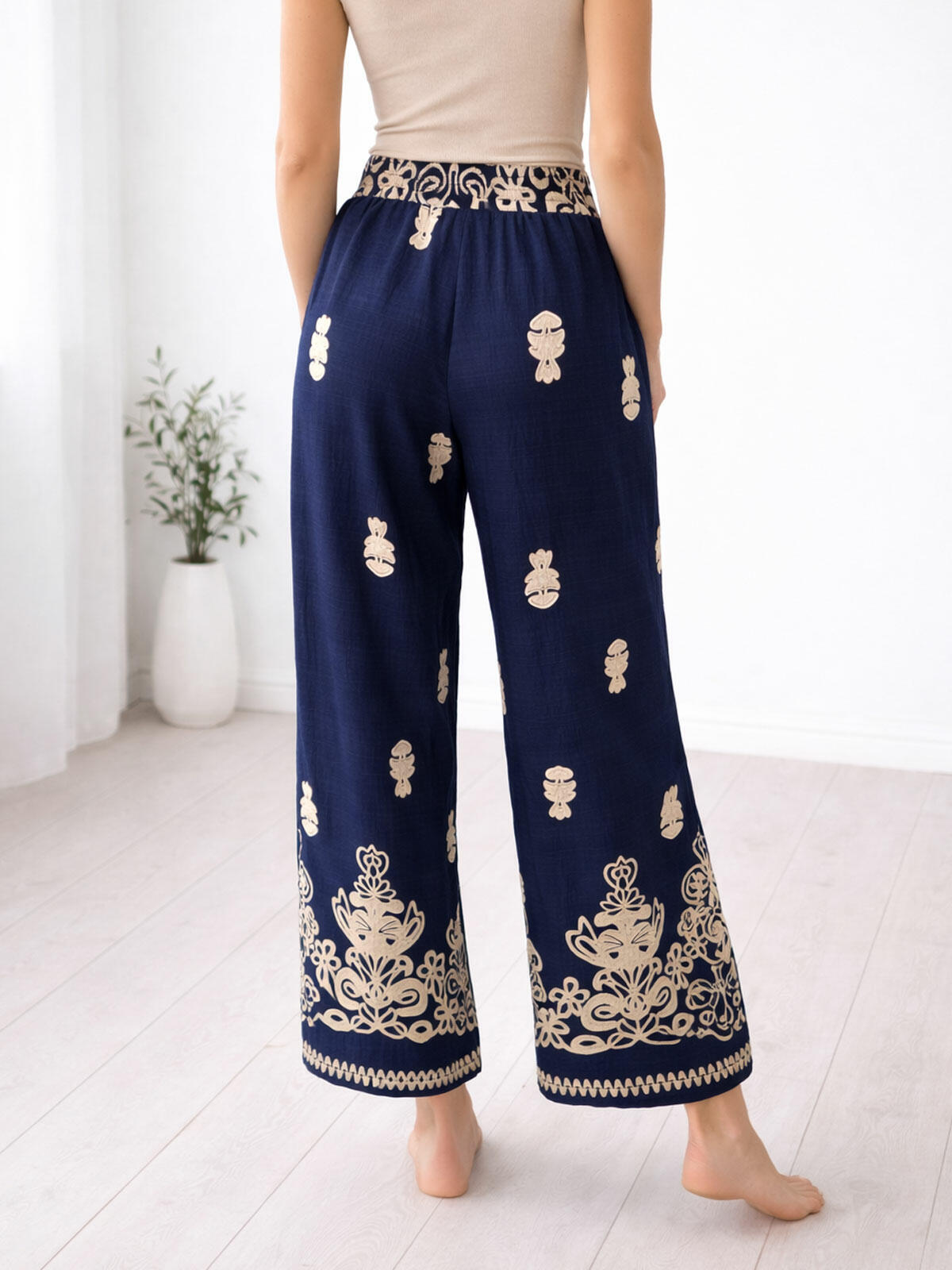 Wzorzyste spodnie z wiskozą