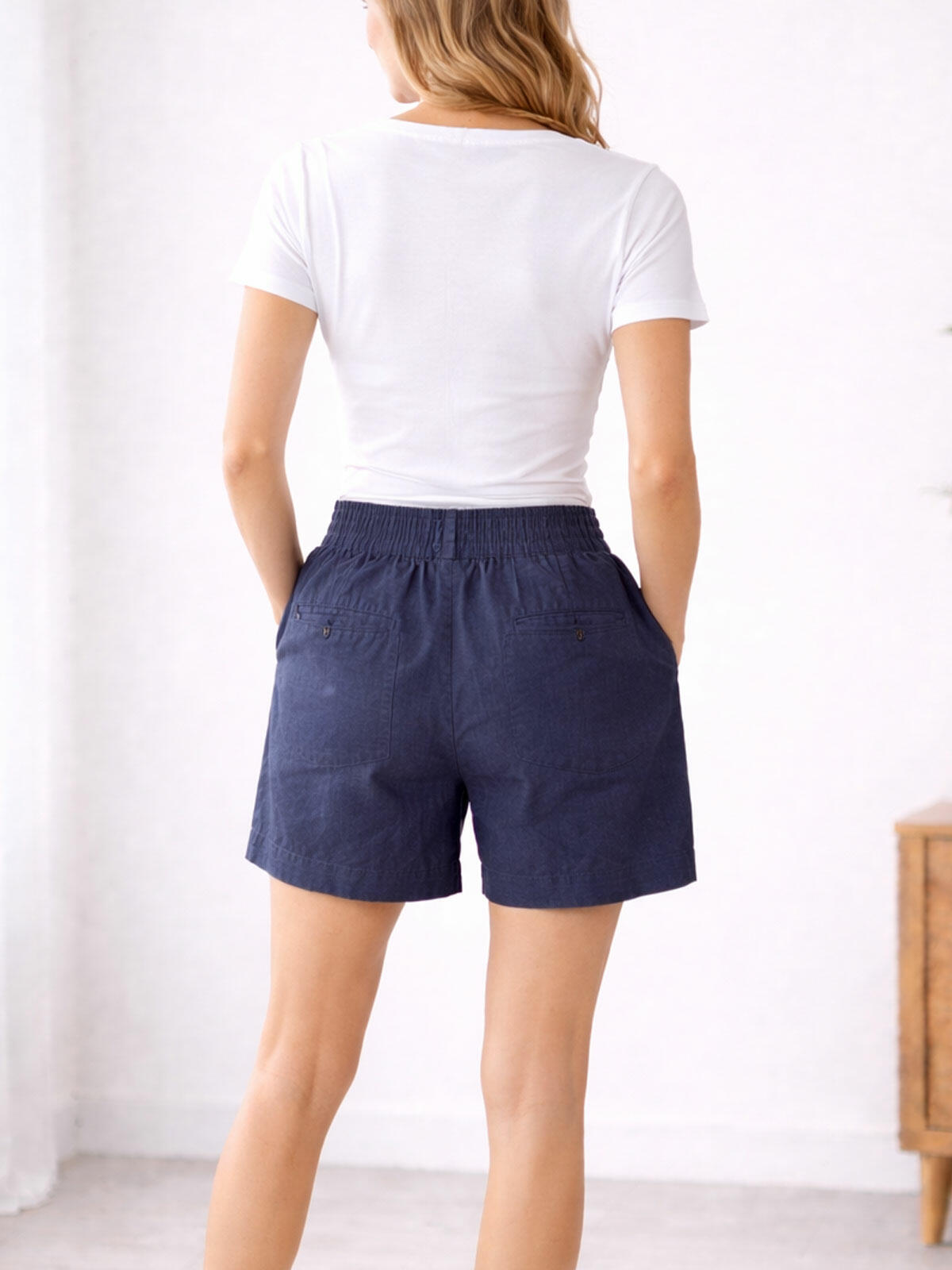 Bawełniane szorty z dodatkiem lnu