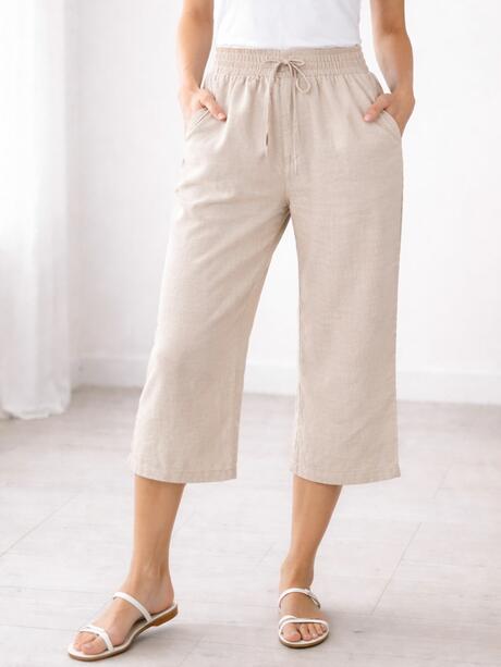 Wiskozowe szorty o długości 3/4