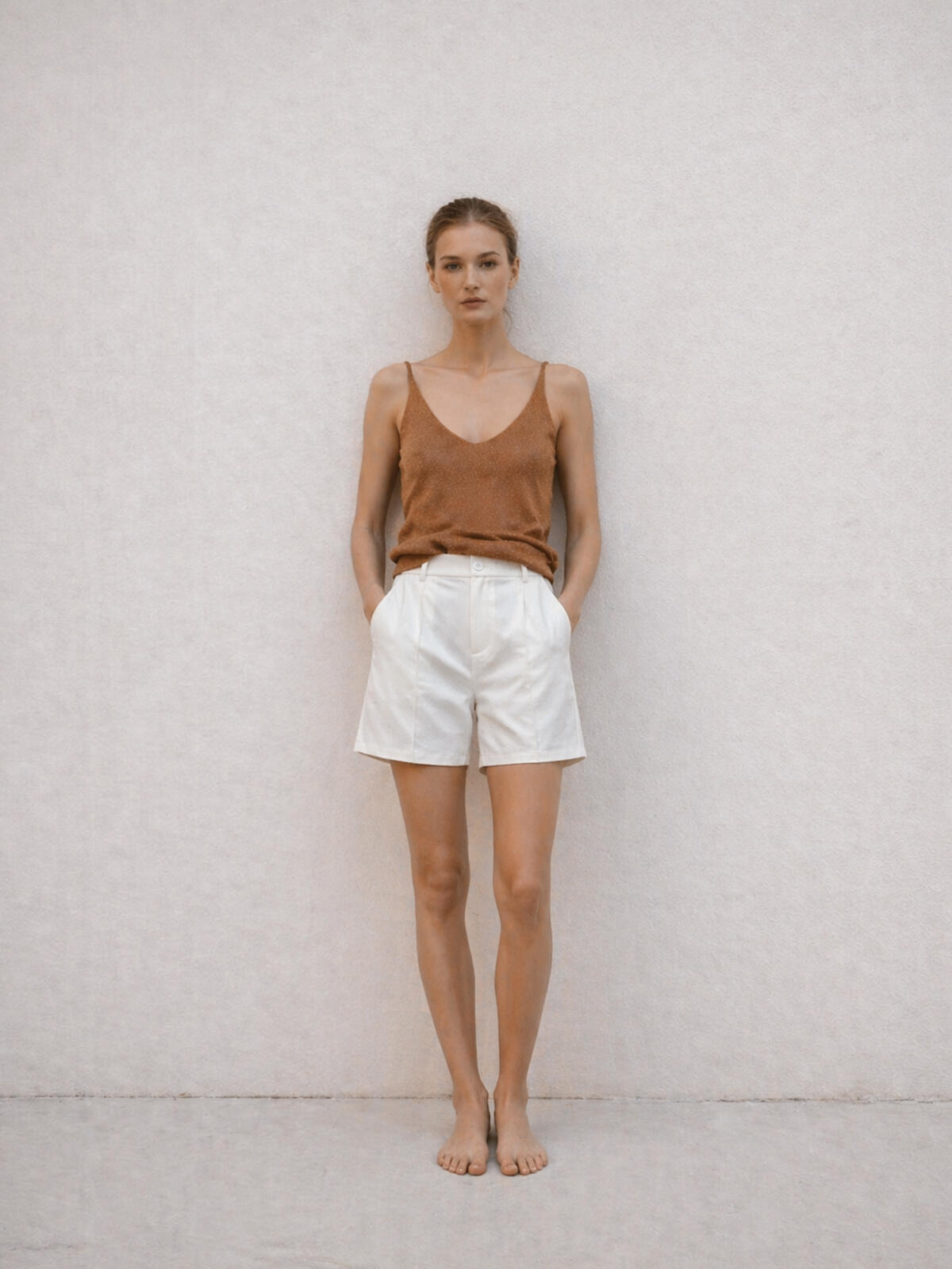 Szorty z ozdobnymi przeszyciami