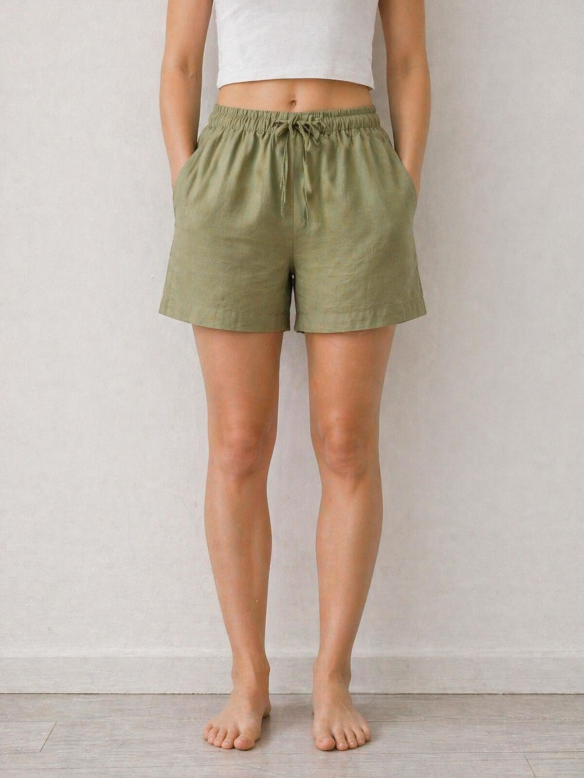 Szorty z domieszką lnu