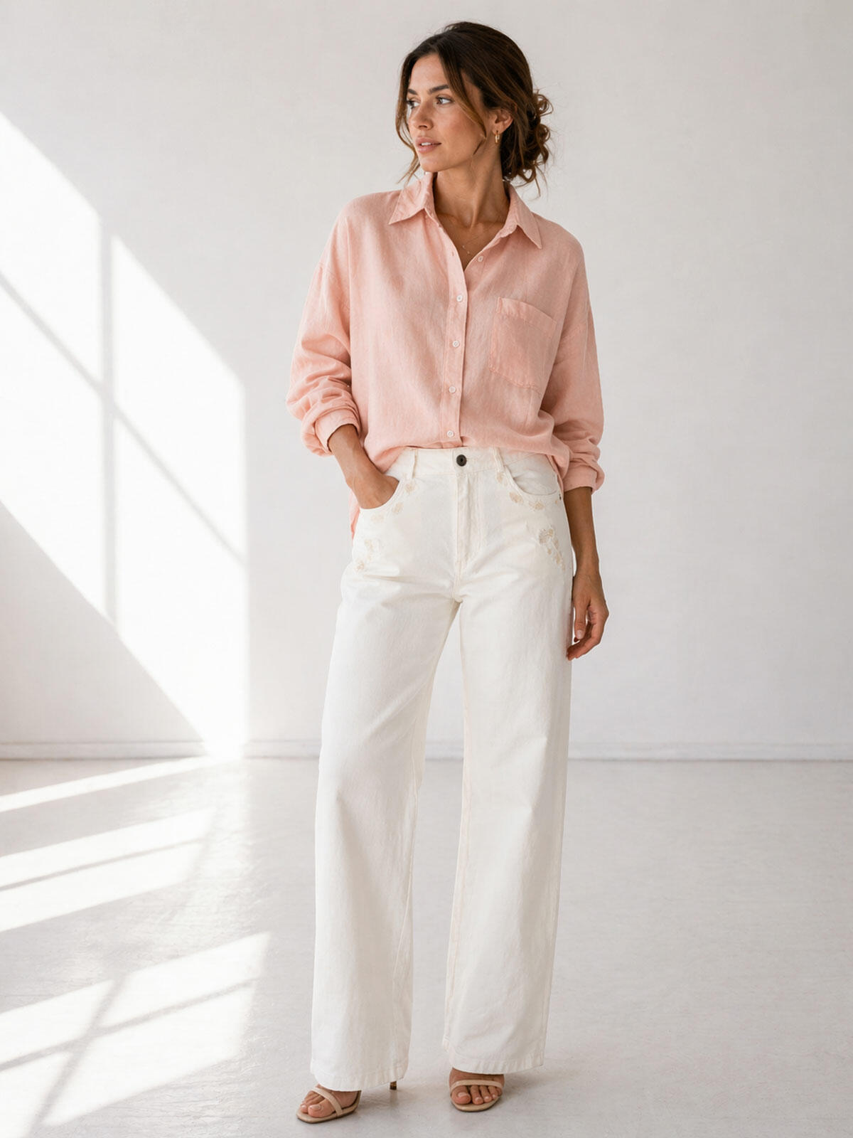 Spodnie jeansowe z haftem