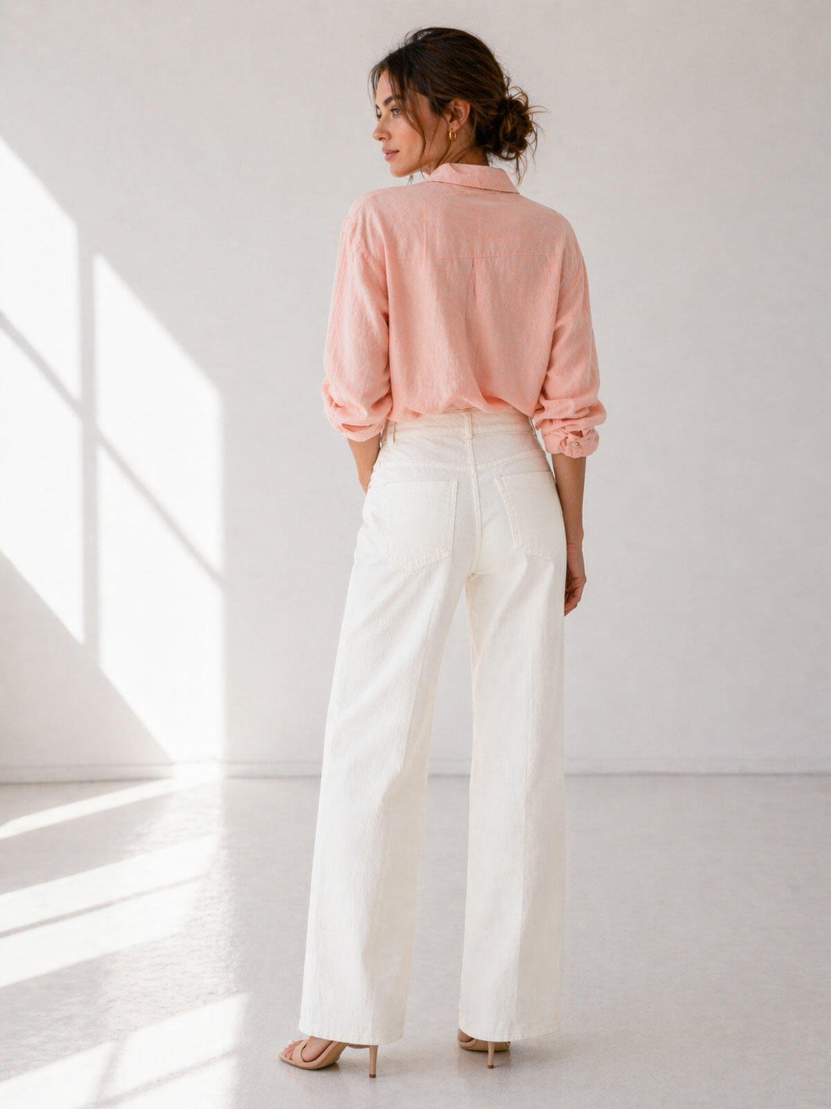 Spodnie jeansowe z haftem