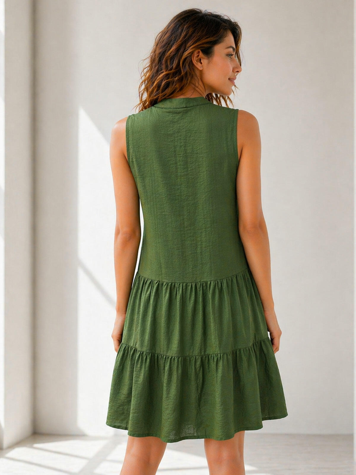 Sukienka bez rękawów