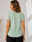 T-shirt z dekoltem w serek