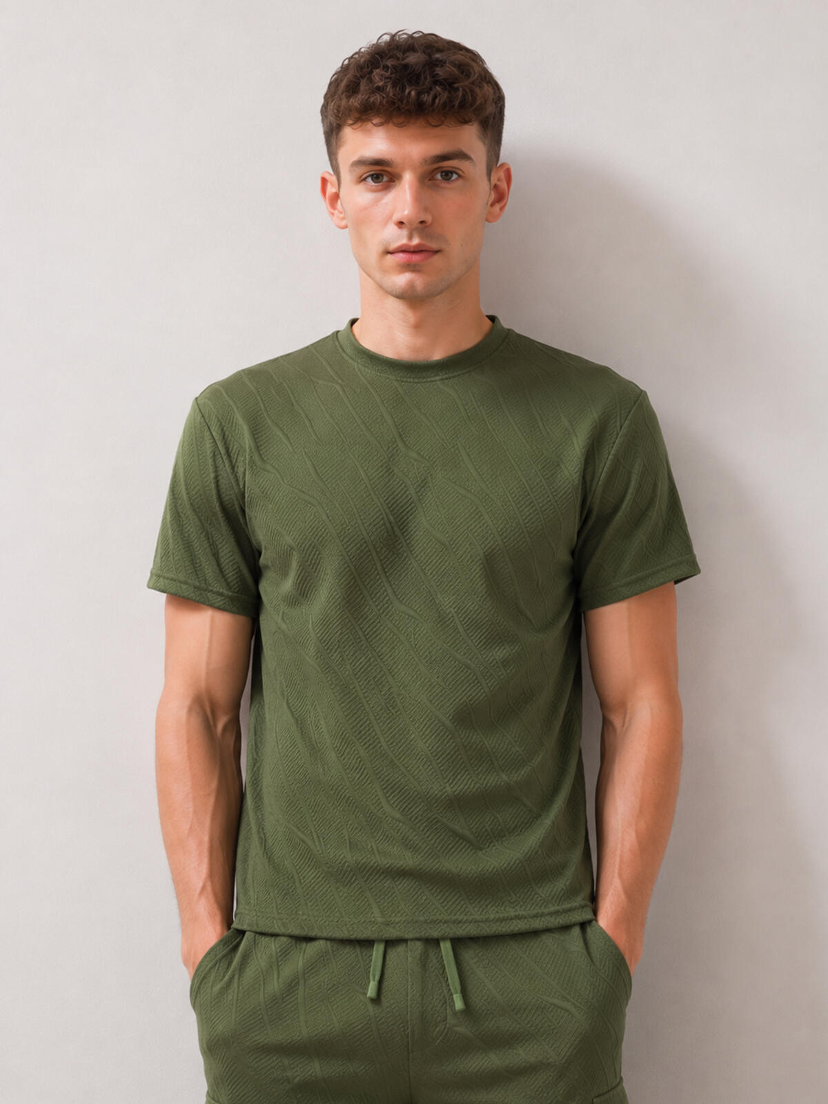 T-shirt z tłoczoną strukturą
