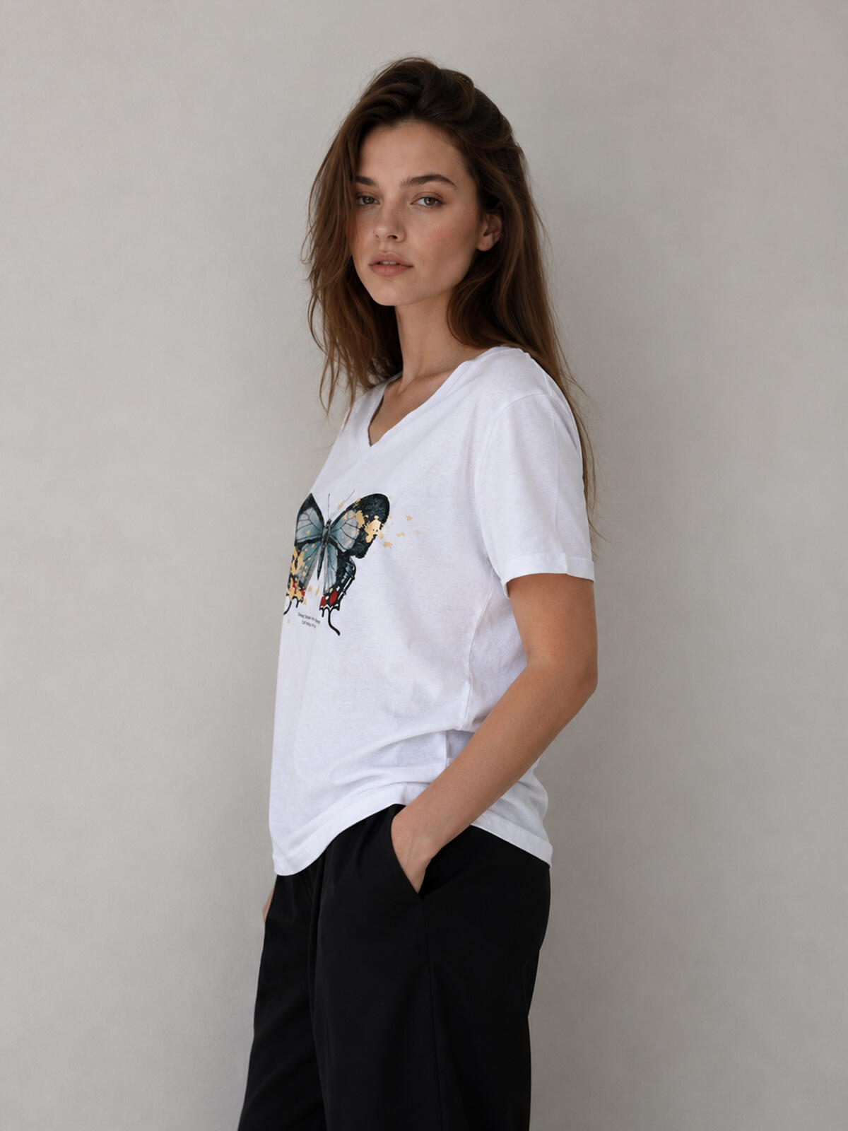 T-shirt bawełniany z motylem