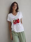 T-shirt z dekoltem V
