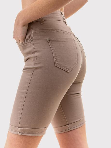 Jeansowe bermudy damskie