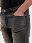 Jeansowe szorty z efektem wytarcia