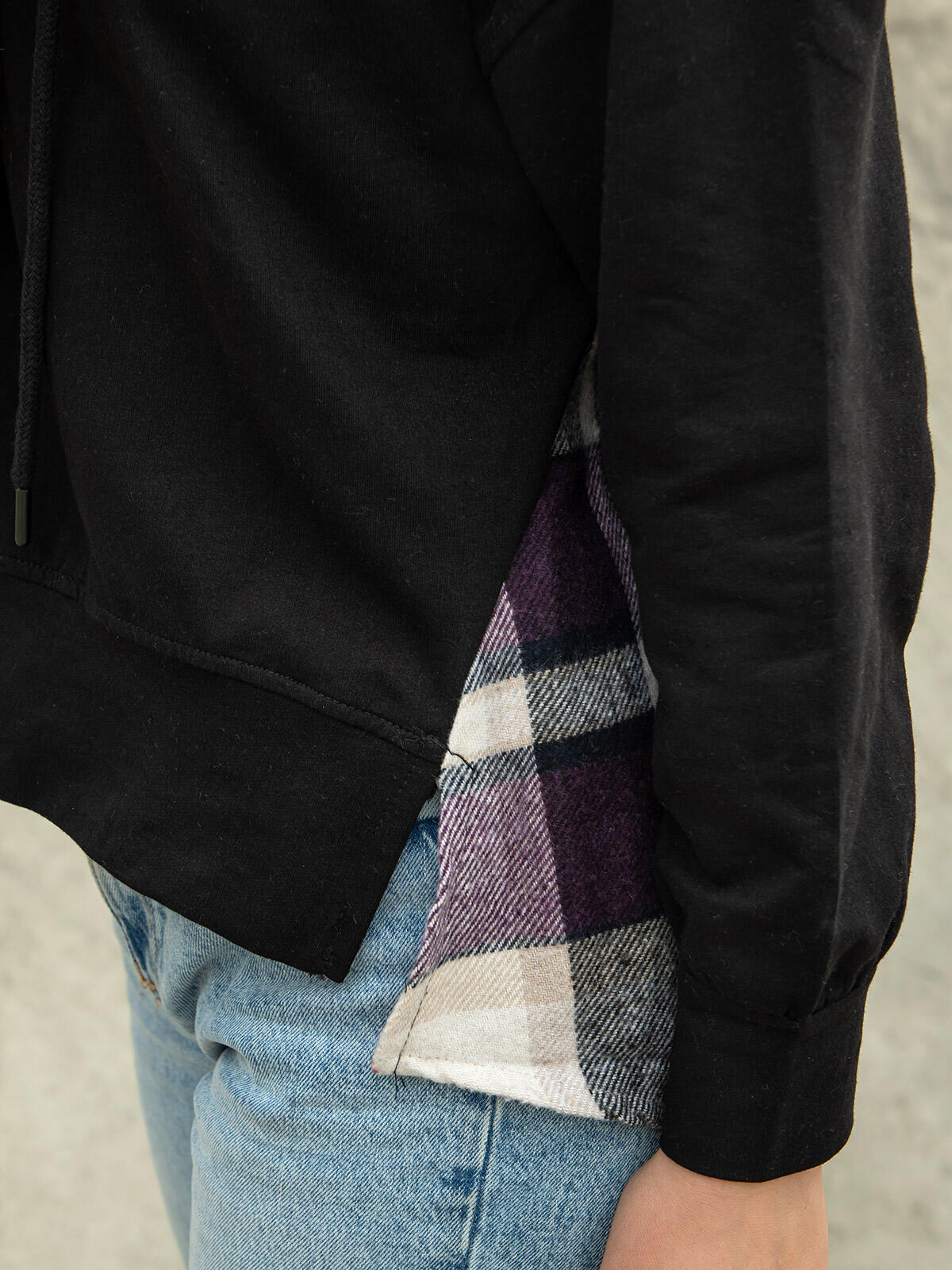 Bluza z łączonych materiałów