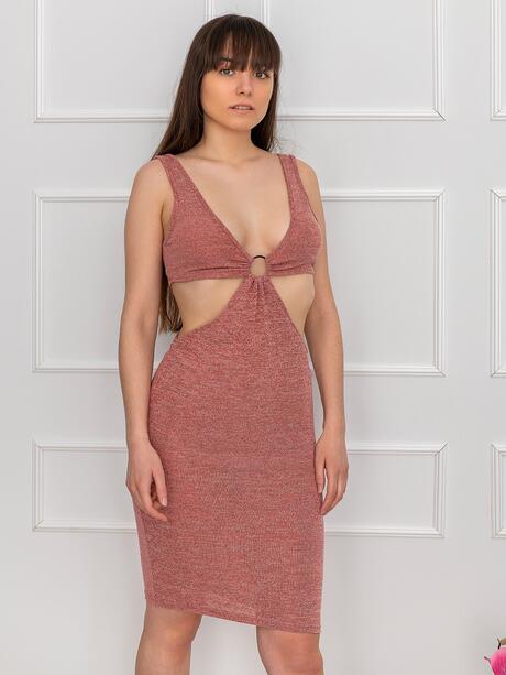 Sukienka z wycięciami