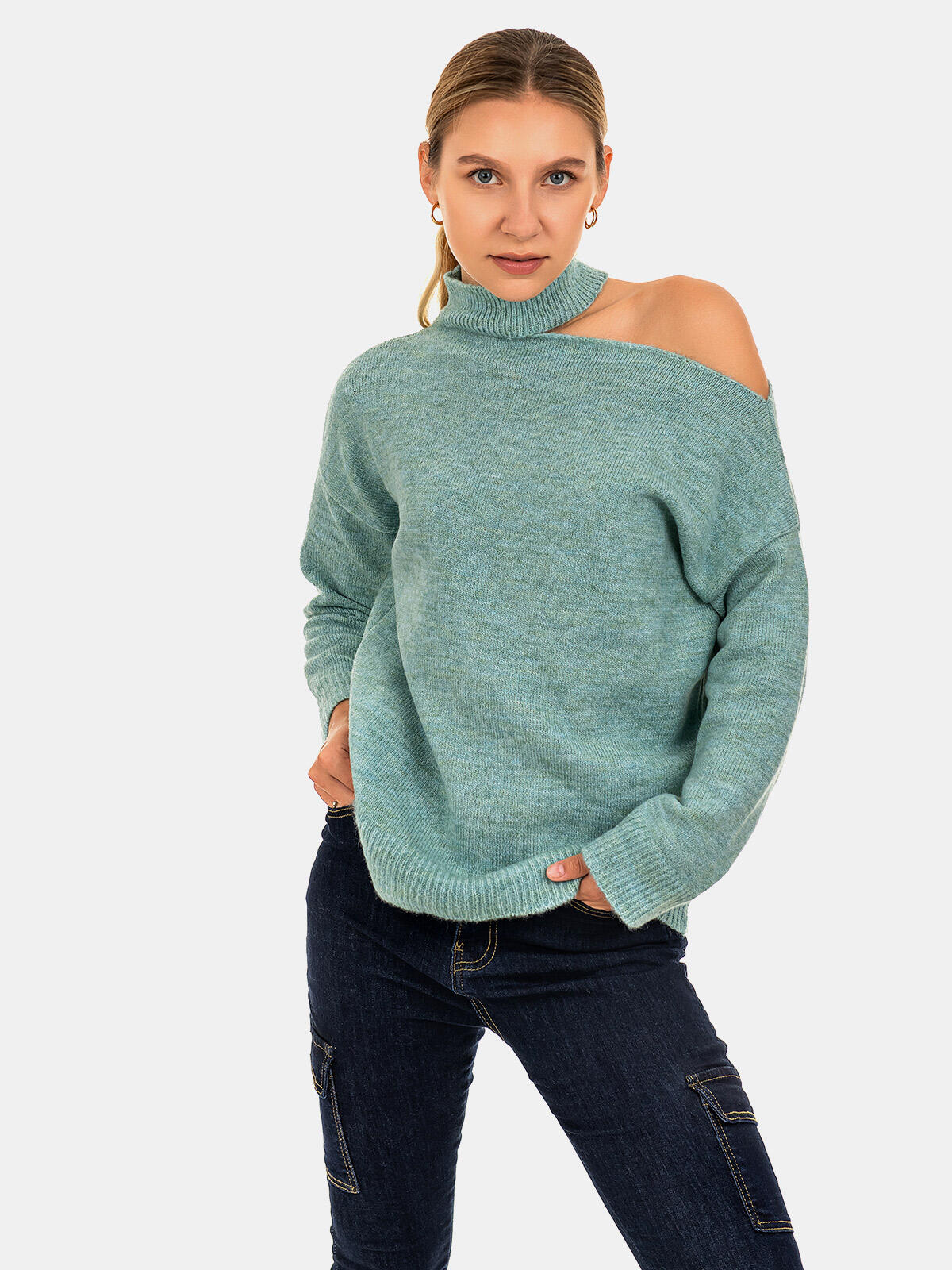 Sweter z wycięciem