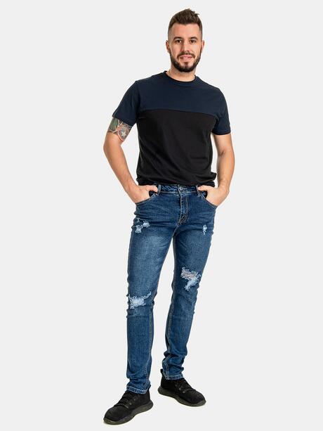 Jeansy z przetarciami