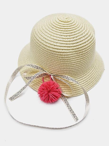 Słomkowy kapelusz z pomponem