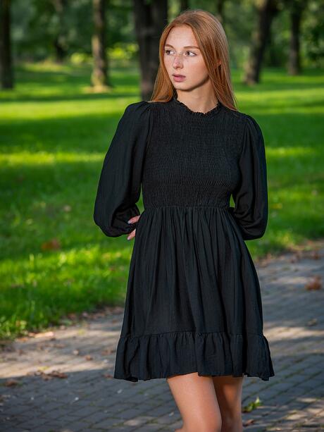 Sukienka z marszczeniem