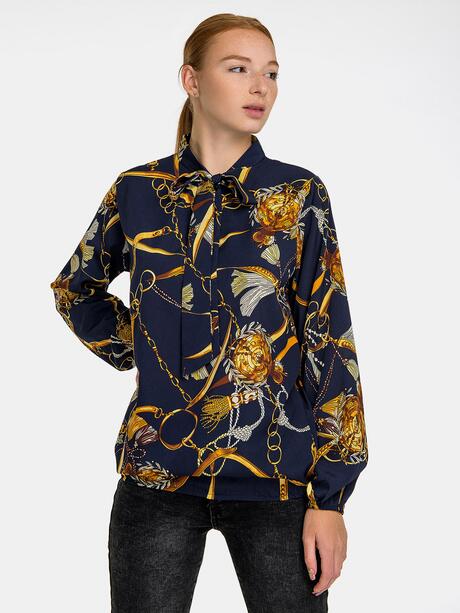 Wzorzysta bluzka z wiązaniem