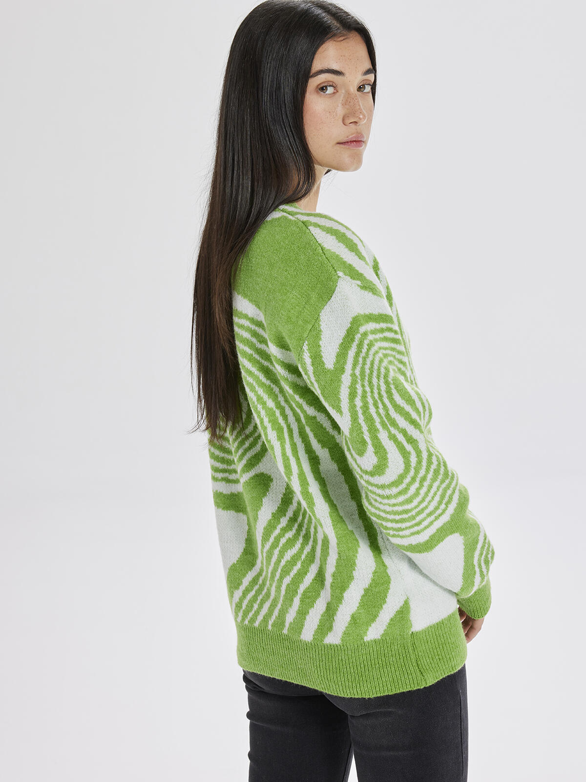 Sweter we wzory