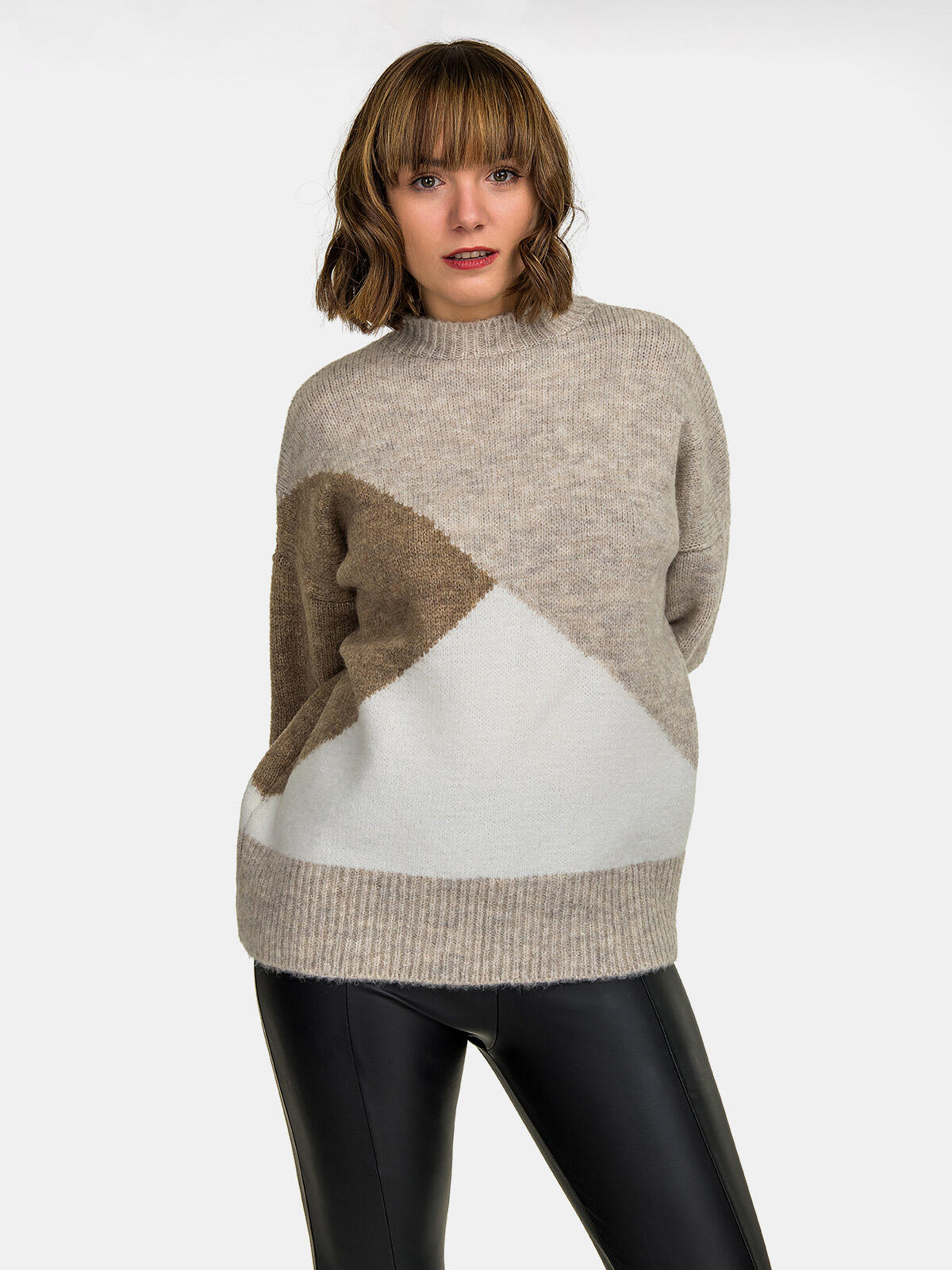 Sweter z wełną