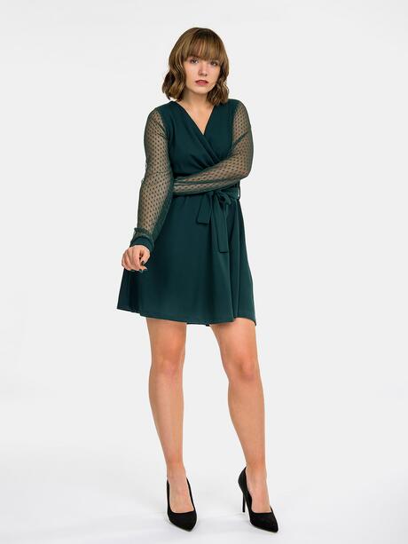 Sukienka z tiulowymi rękawami