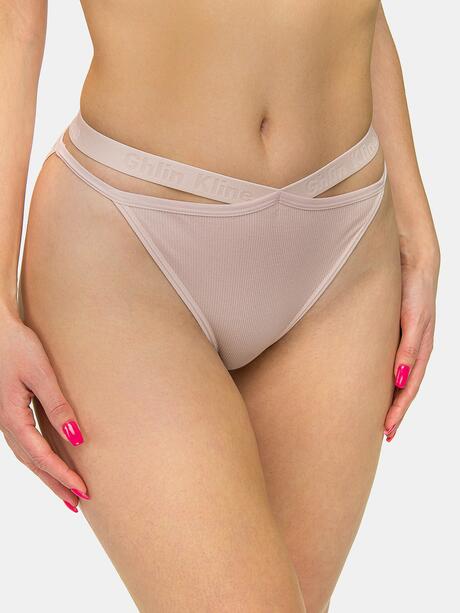 Majtki z ozdobnym paskiem