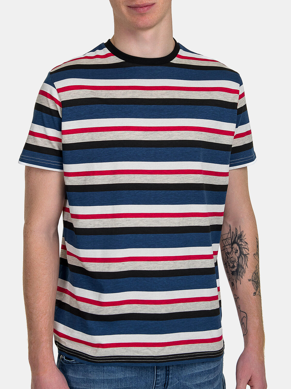 T-shirt w paski