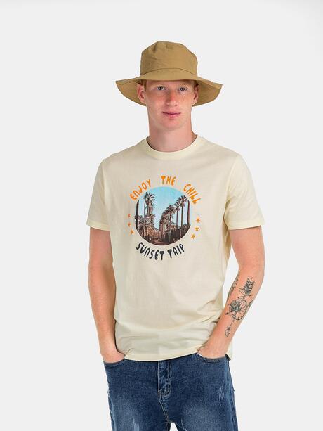 T-shirt bawełniany z nadrukiem