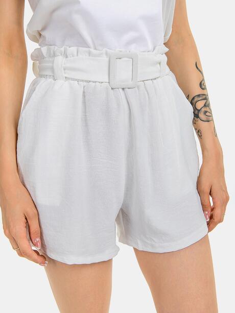 Szorty materiałowe z paskiem