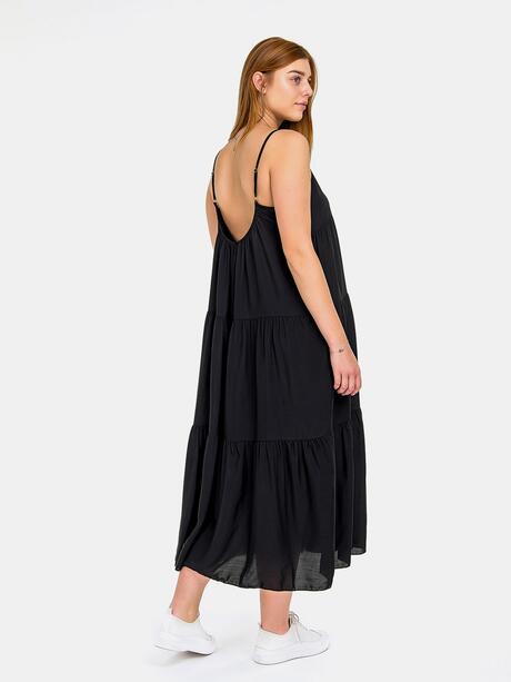 Sukienka na cienkich ramiączkach