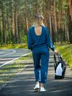 Bluza z ozdobnym wycięciem