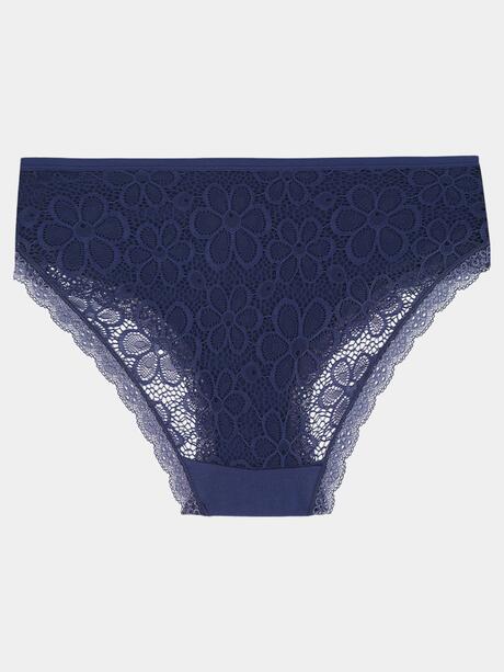 Majtki z koronką plus size