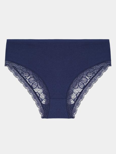 Majtki z koronką plus size