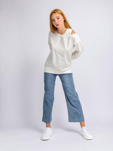 Bluza oversize z wycięciem