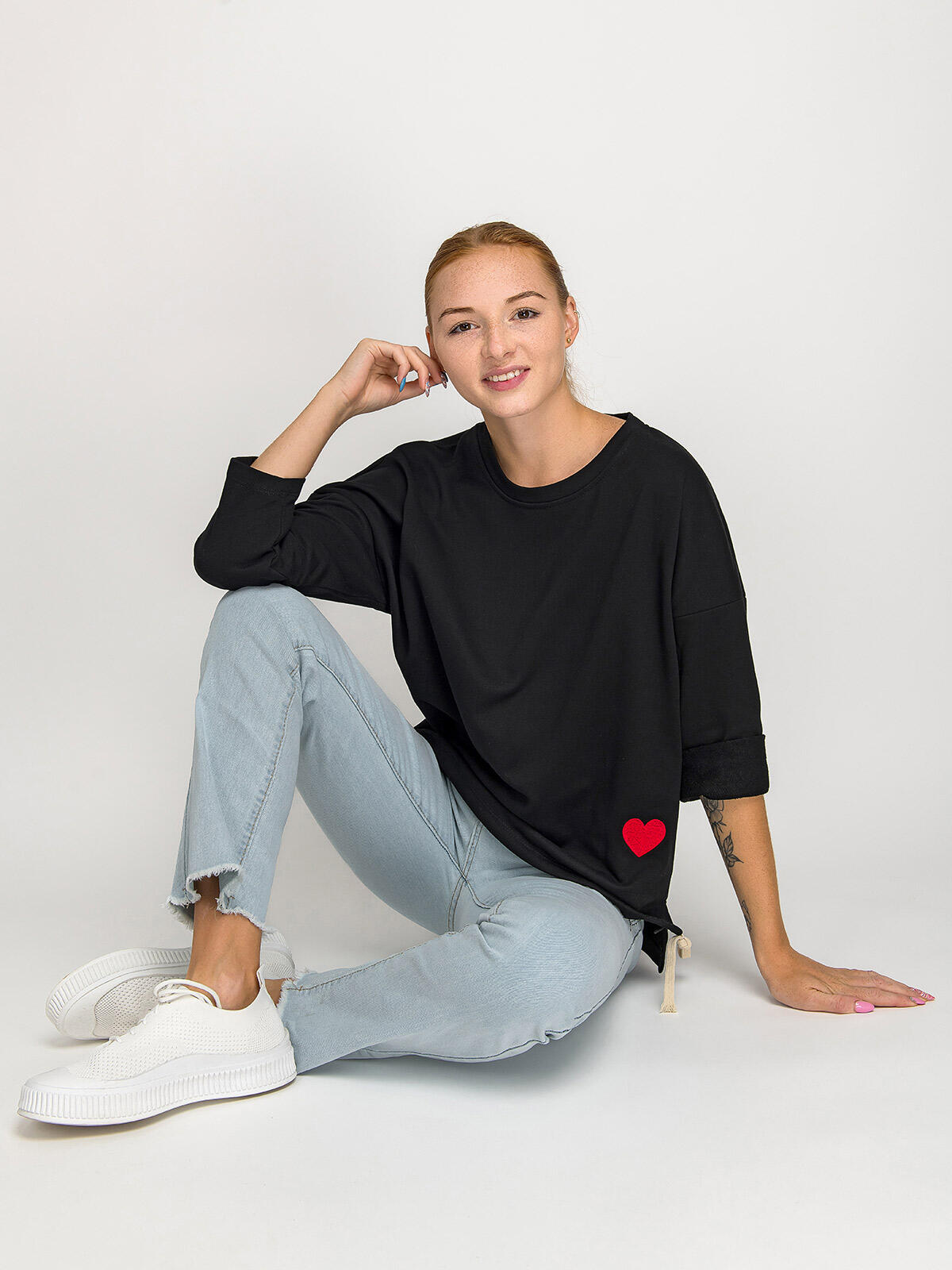 Bluzka oversize z haftem