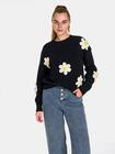Sweter w kwiaty