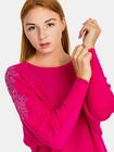 Sweter z haftem