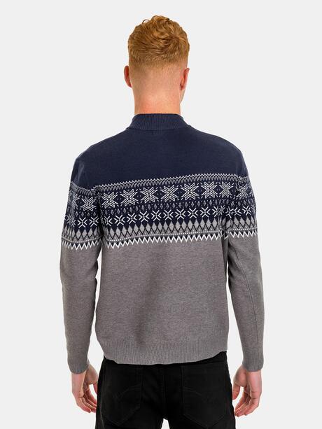 Sweter z motywem norweskim