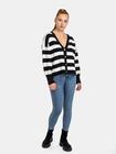 Sweter na guziki