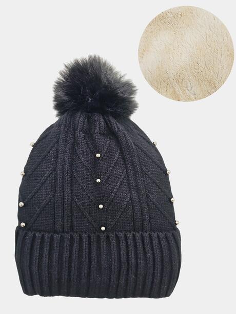 Czapka z pomponem