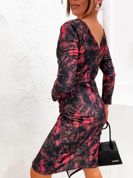 Sukienka w różany wzór