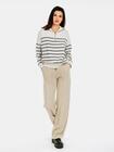 Sweter w paski