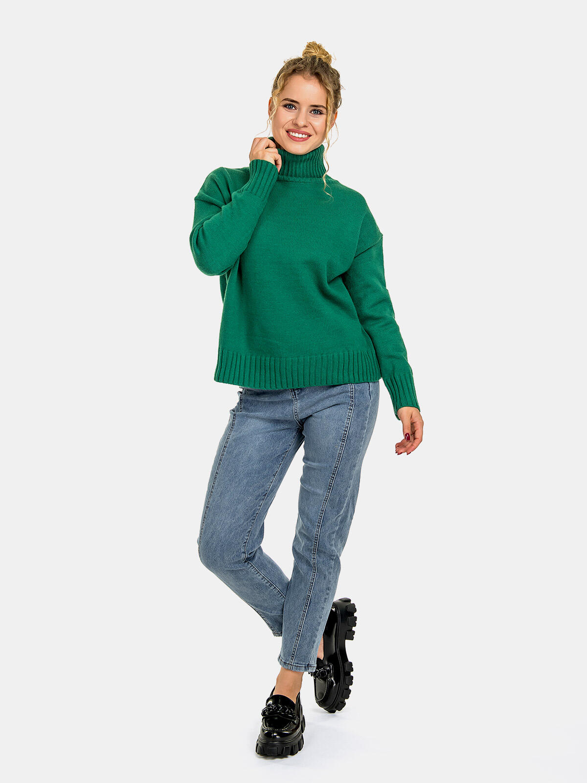 Sweter z golfem