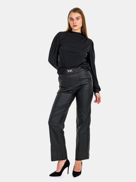 Bluzka z bufiastymi rękawami