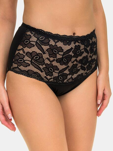 Majtki z koronkowym przodem
