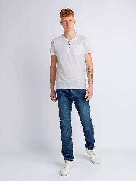 T-shirt z guziczkami